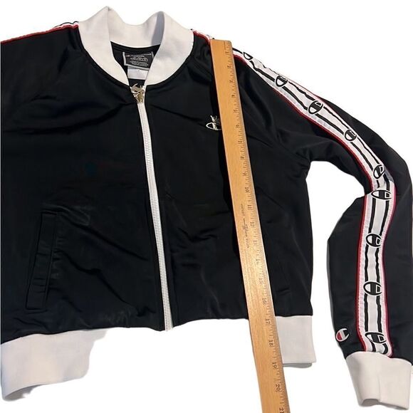 Champion Black Logo Embroidered Full Zip Crown Track Jacket Size Small - Picture 9 of 15